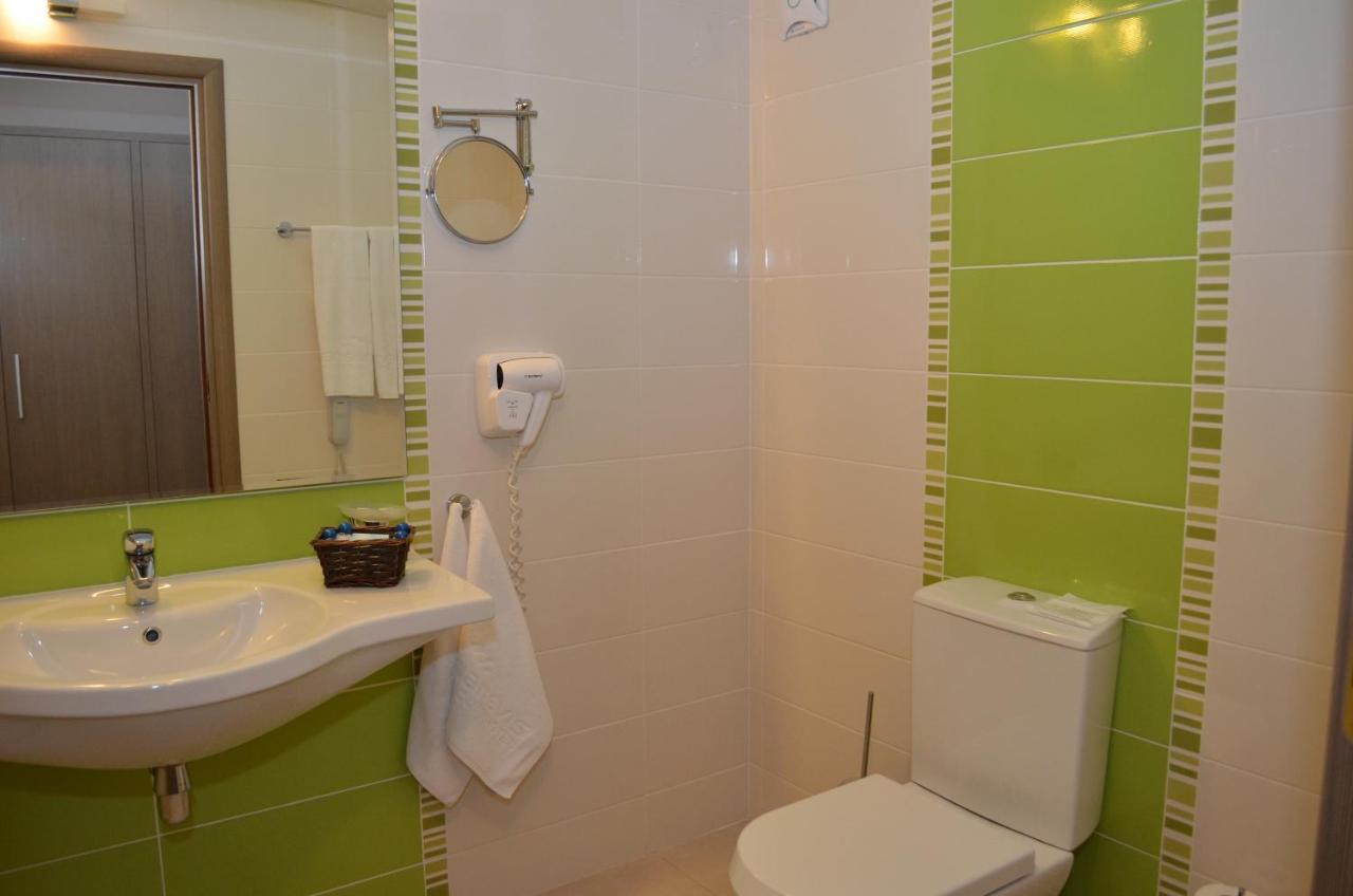 Aqua Nevis Hotel & Aqua Park Napospart Kültér fotó